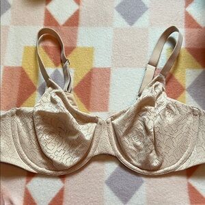 Wacoal Lace Underwire Bra - Cream